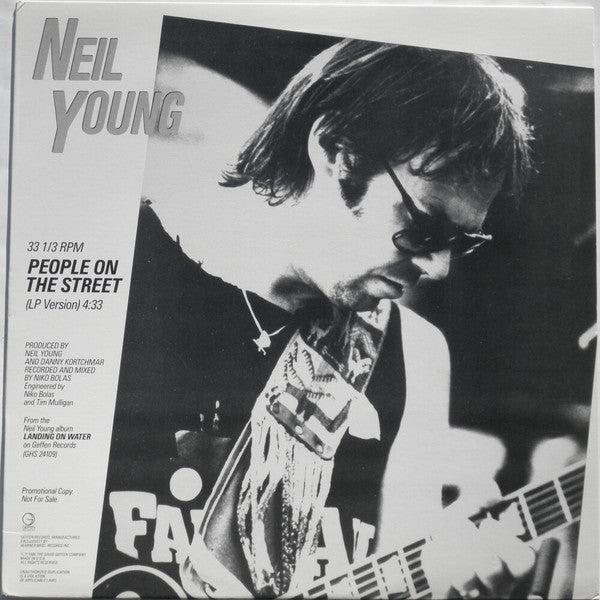 Neil Young - People On The Street (12inch maxi)